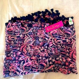 NWT Lilly Pulitzer Resort Infinity Loop Scarf in Bright Navy